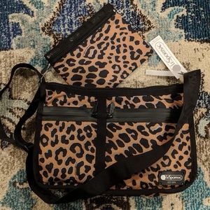 lesportsac carson crossbody messenger bag